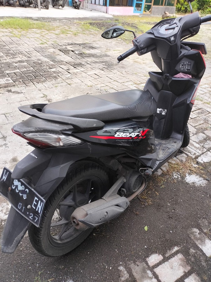 Nekat Curi Motor di Duduksampeyan, Pria Asal Surabaya Lompat ke Truk Trailer Hingga Akhirnya Ditangkap Warga