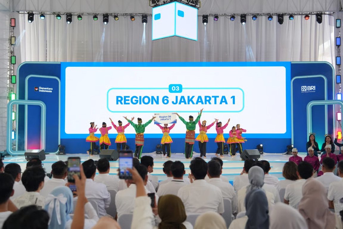 BRI_Region_6_Berpartisipasi_dalam_Kick_Off_Sportartcular,_Semarakkan_Peringatan_HUT_ke-31_BRI.jpg