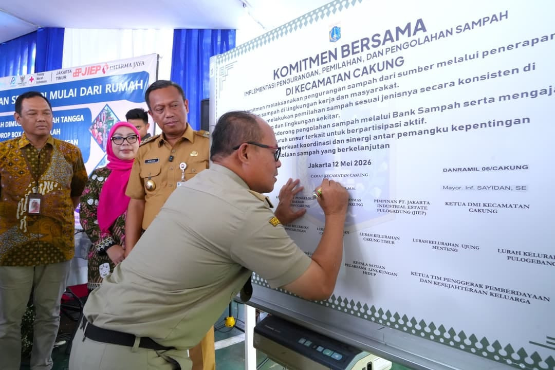 Munjirin Ajak Warga Jakarta Timur Jadikan Pilah Sampah Sebagai Budaya