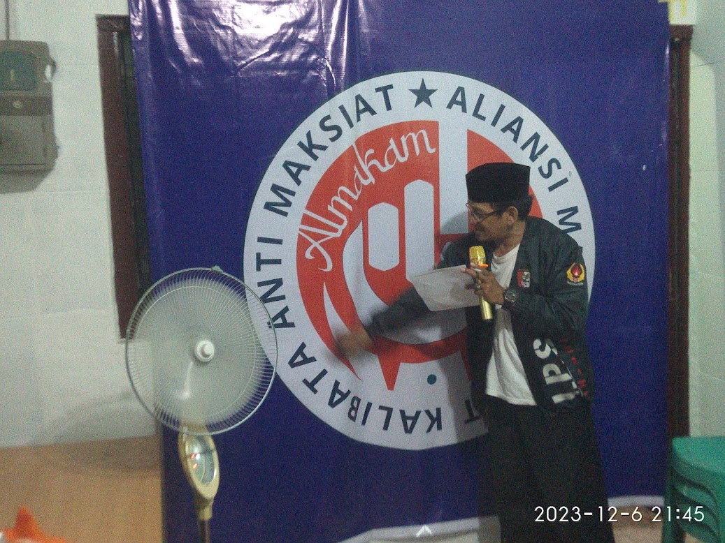 Aliansi Masyarakat Jakarta Anti maksiat - (Ada 0 foto)